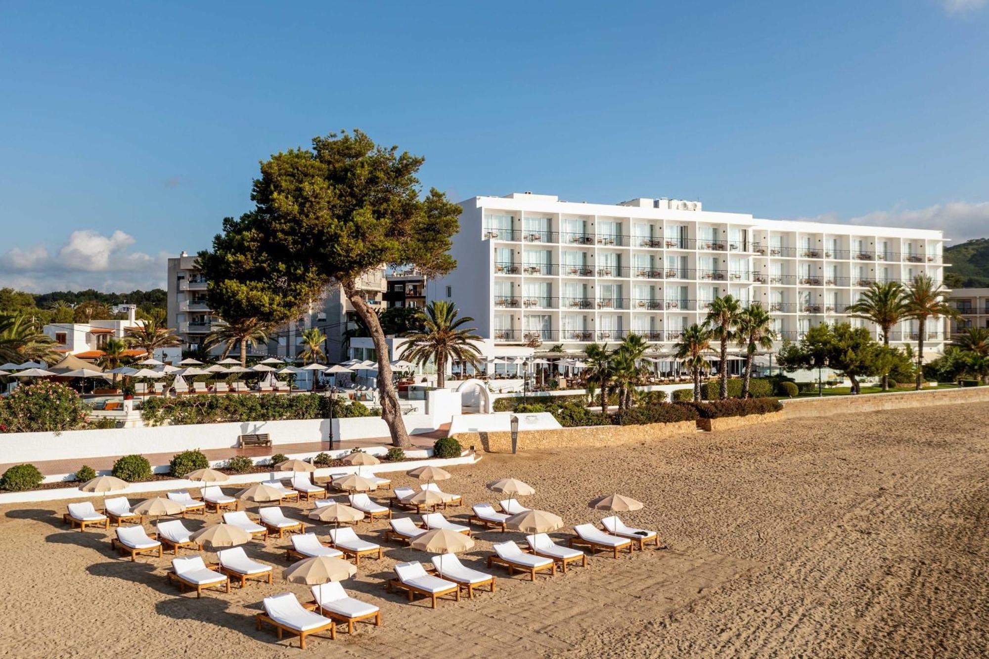 Hotel Riomar, Ibiza, a Tribute Portfolio Hotel Santa Eularia des Riu Esterno foto