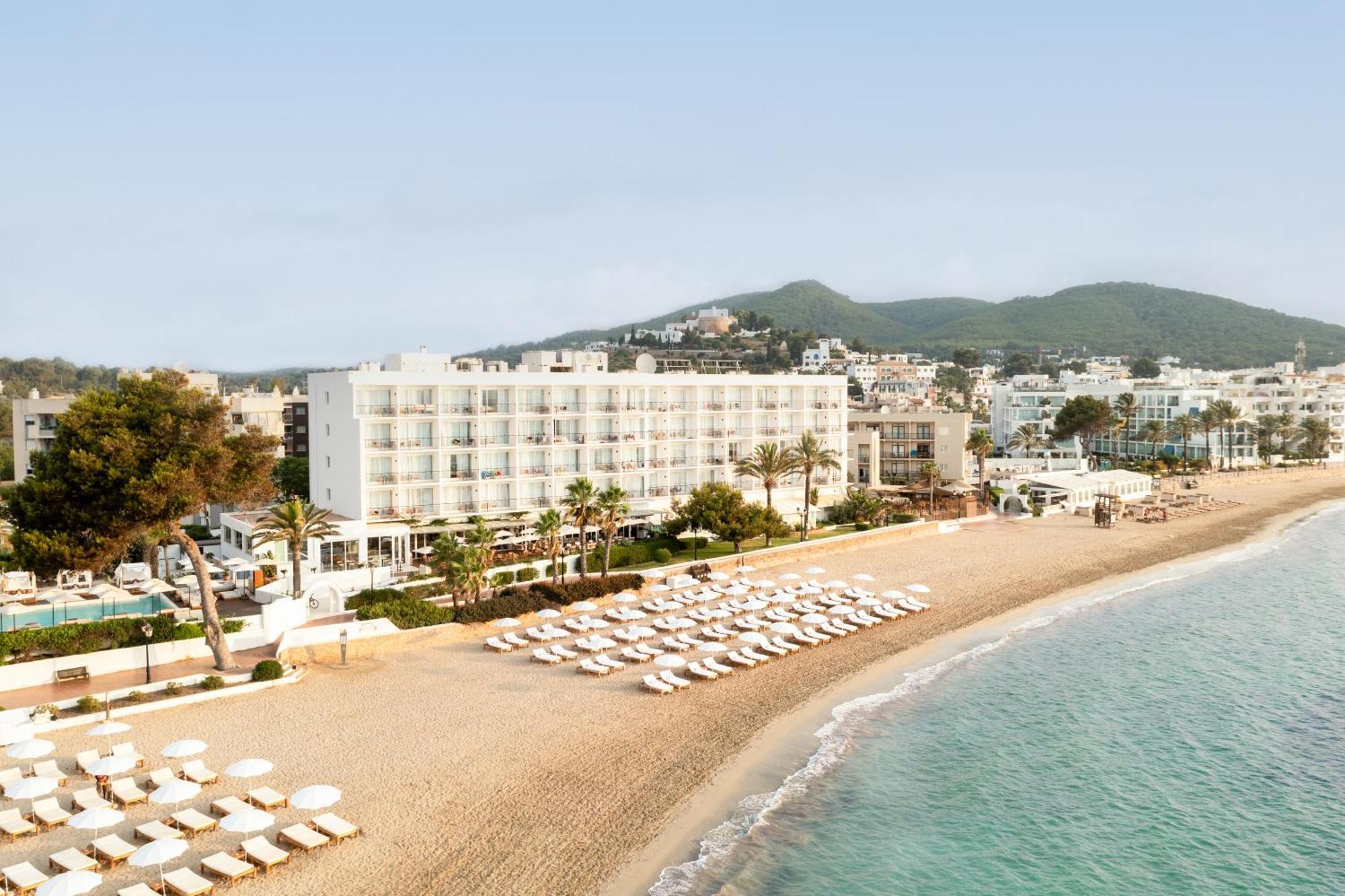 Hotel Riomar, Ibiza, a Tribute Portfolio Hotel Santa Eularia des Riu Esterno foto